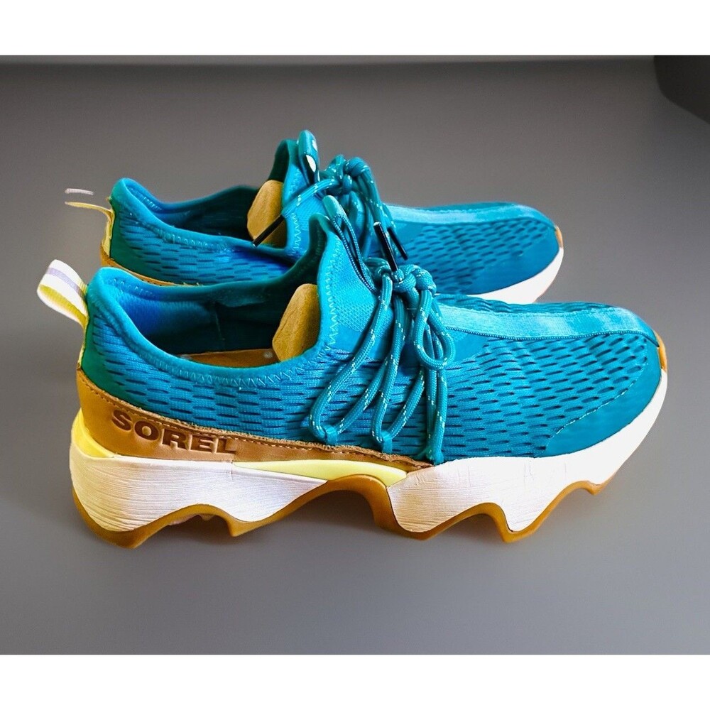Women’s Sorel Teal Kinetic Impact Lace Athletic Sneakers Size 7.5